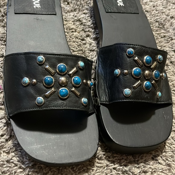 Mystique Leather Studded Sandals Size 9 - Picture 11 of 14